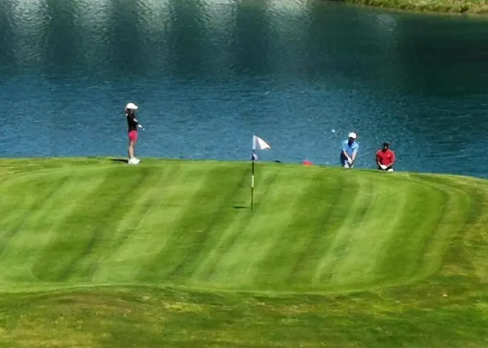 Alojamento de Acomodação e Pequeno-almoço Jardin D'angele D'hotes 3*